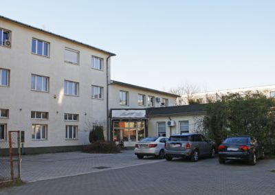 01-min